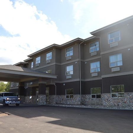 Cobble Creek Lodge Maple Creek Exterior photo
